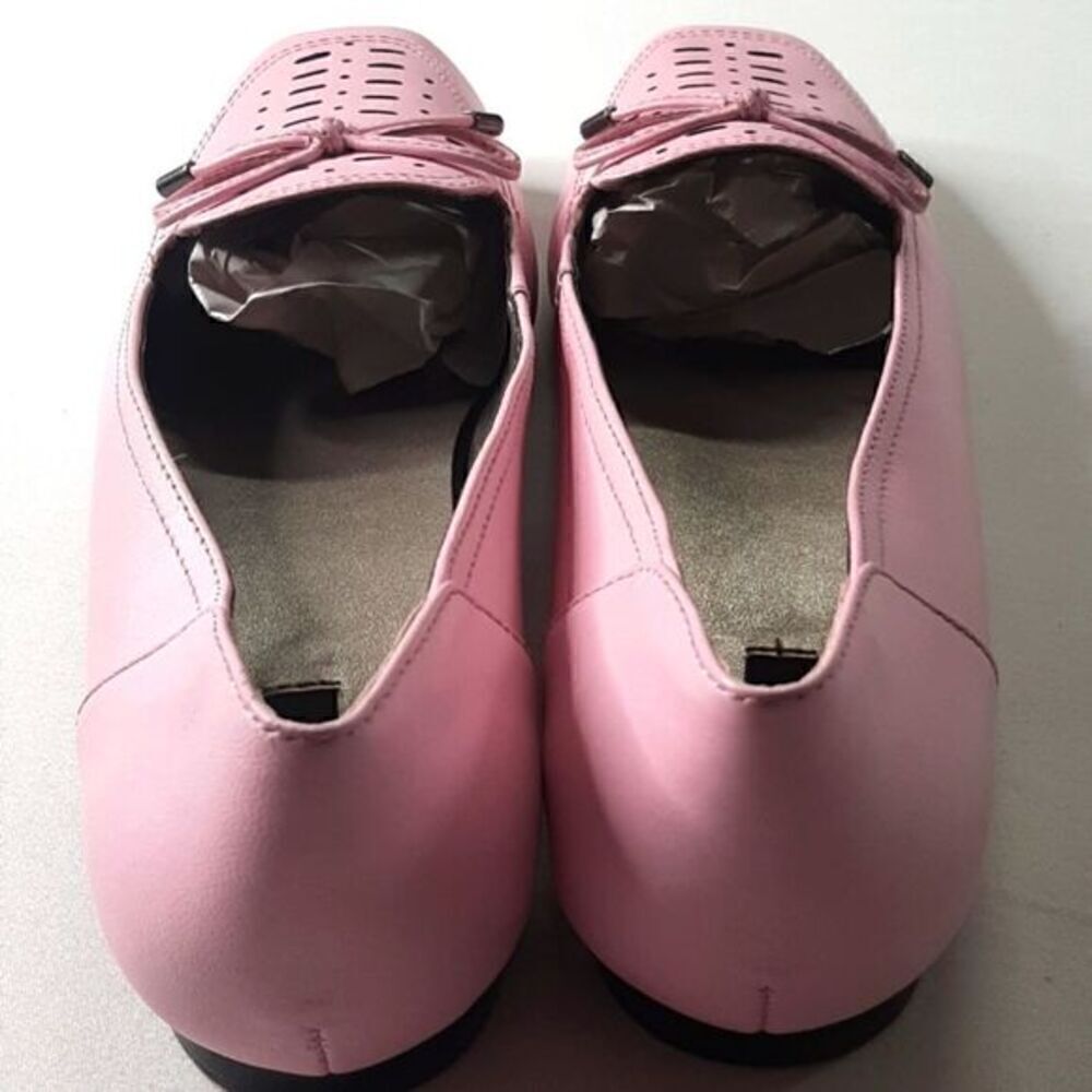 Array Pastel Pink Leather Flats - Picture 2 of 11